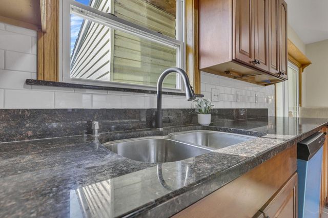 2453 Ryan Road, Heath, OH 43056