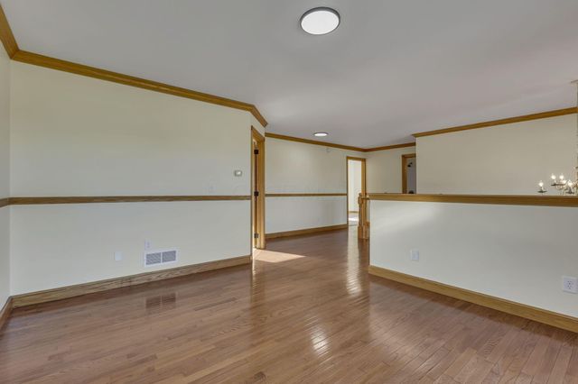 2453 Ryan Road, Heath, OH 43056