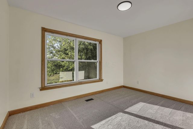 2453 Ryan Road, Heath, OH 43056