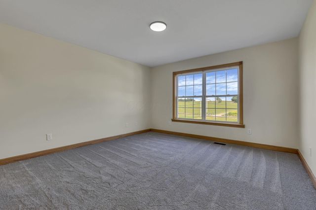 2453 Ryan Road, Heath, OH 43056