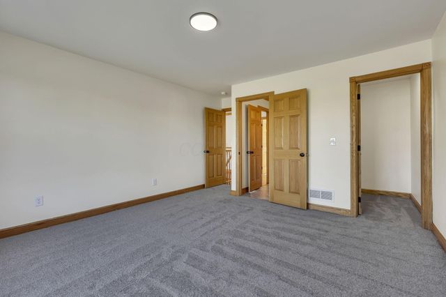 2453 Ryan Road, Heath, OH 43056