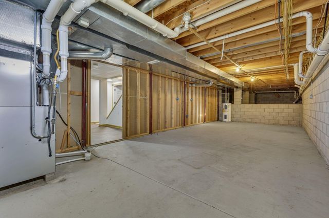 2453 Ryan Road, Heath, OH 43056