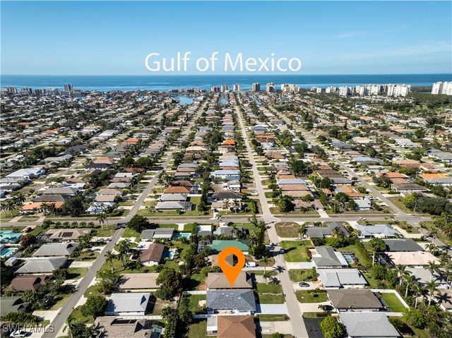 718 107th AVE N, Naples, FL 34108