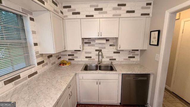5001 Park Lane NW, Kennesaw, GA 30144