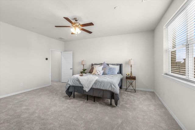 2000 Bethlehem Street, Irving, TX 75061