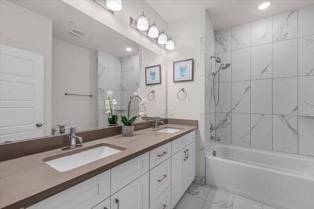 2000 Bethlehem Street, Irving, TX 75061