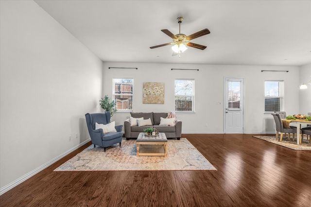 2000 Bethlehem Street, Irving, TX 75061