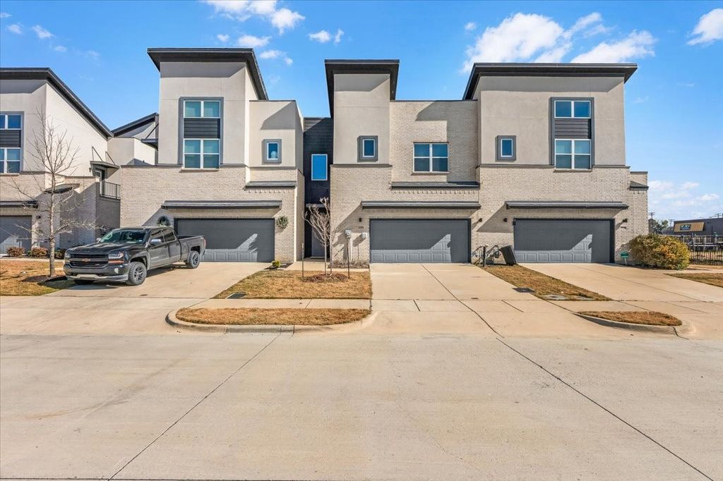 2000 Bethlehem Street, Irving, TX 75061