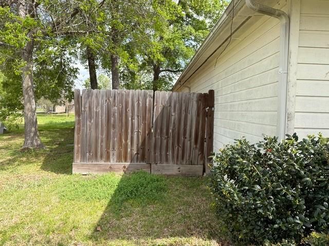 16710 Coxswain Court, Crosby, TX 77532