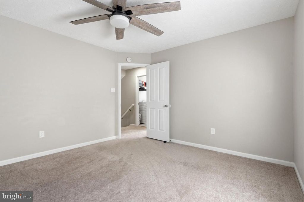 Image 19 of property listing at 2402 HIGHTEE CT, Crofton, MD 21114