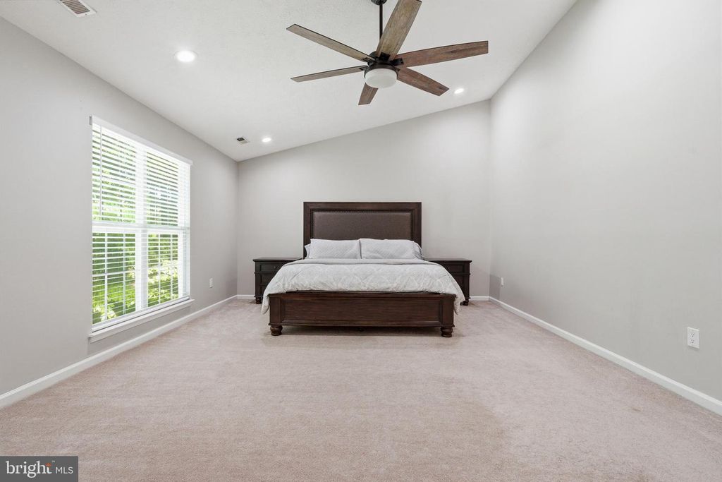Image 23 of property listing at 2402 HIGHTEE CT, Crofton, MD 21114