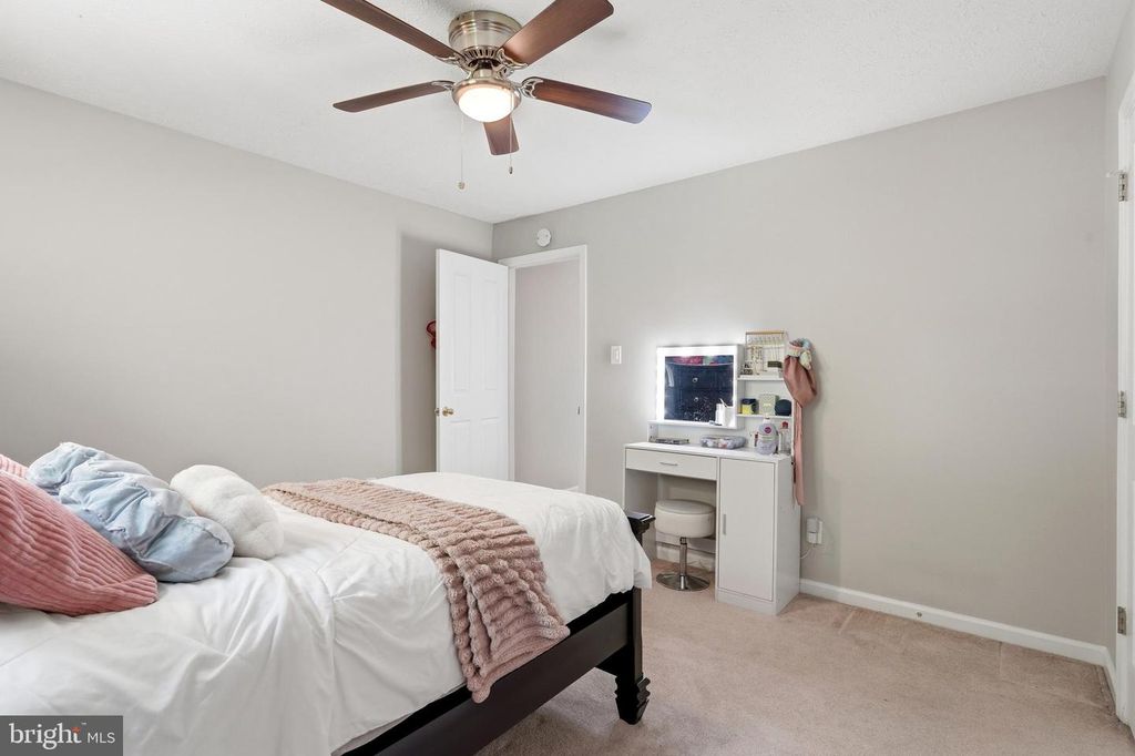Image 28 of property listing at 2402 HIGHTEE CT, Crofton, MD 21114