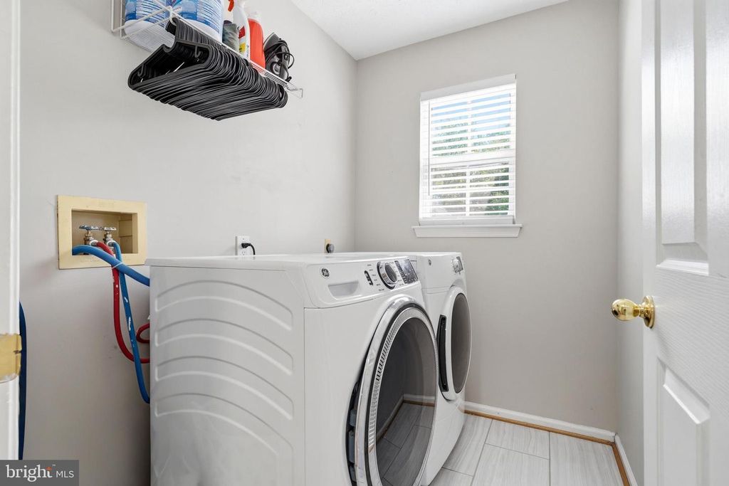 Image 32 of property listing at 2402 HIGHTEE CT, Crofton, MD 21114