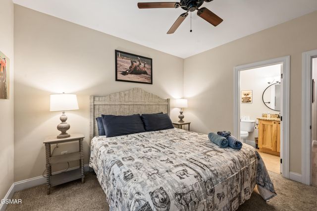 510 Hemlock Street, Gatlinburg, TN 37738