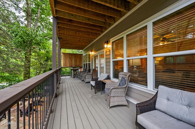 510 Hemlock Street, Gatlinburg, TN 37738