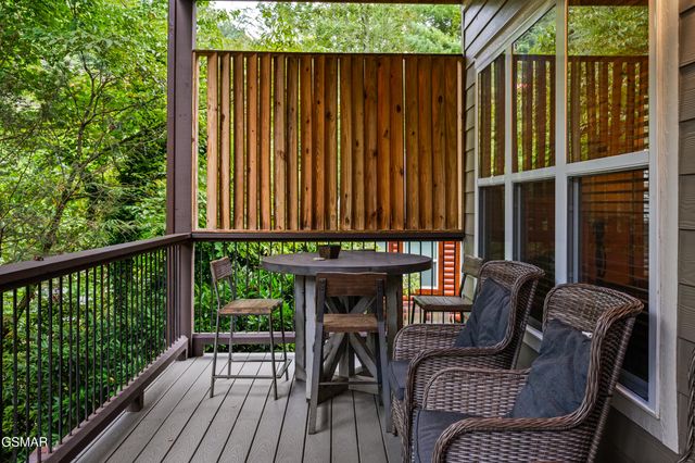 510 Hemlock Street, Gatlinburg, TN 37738