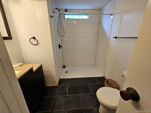 1964-106 River Road 106, Calverton, NY 11933