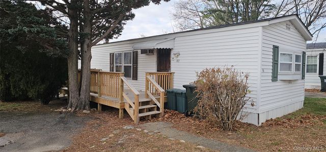 1964-106 River Road 106, Calverton, NY 11933