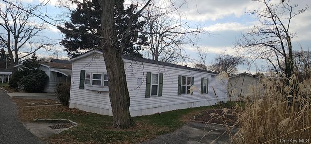 1964-106 River Road 106, Calverton, NY 11933