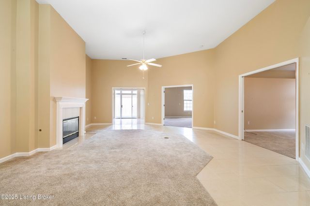 1309 Bent Willow Ln, Louisville, KY 40214