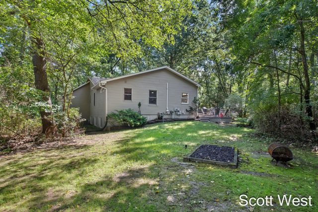 7181 River Glen Drive, Caledonia, MI 49316