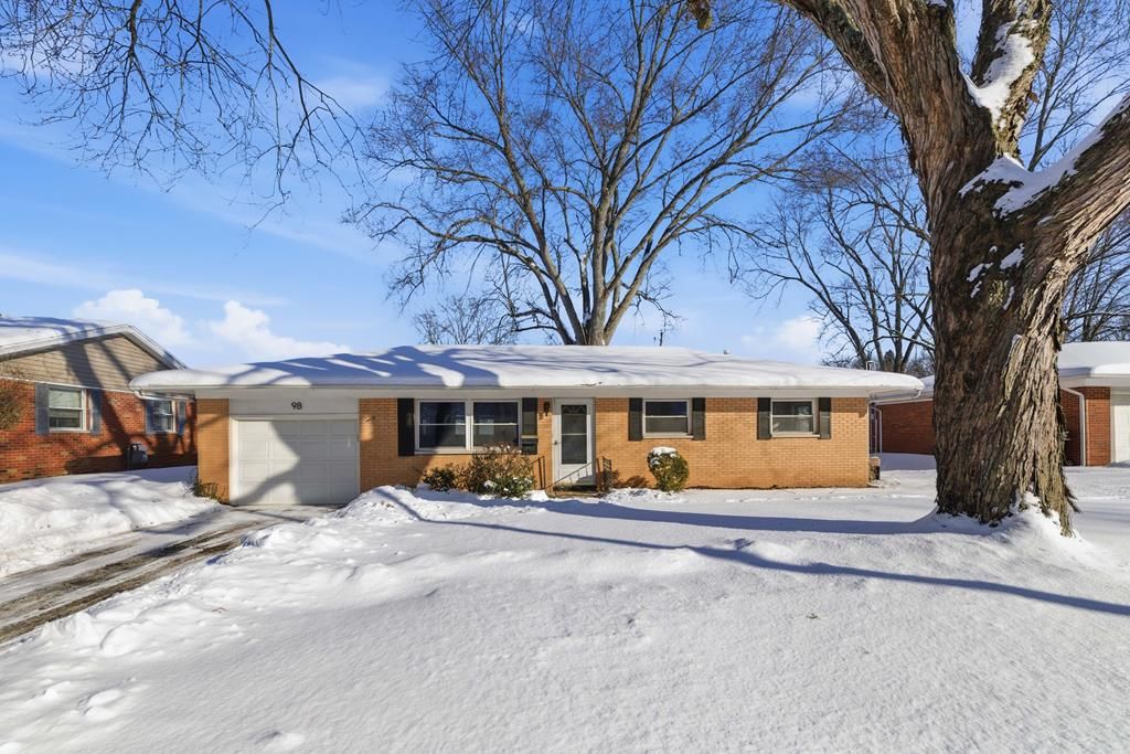 98 Tamarac Dr, Mansfield, OH 44904