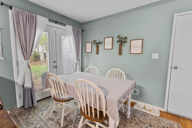 3425 Cambridge Avenue, Jackson, MI 49203