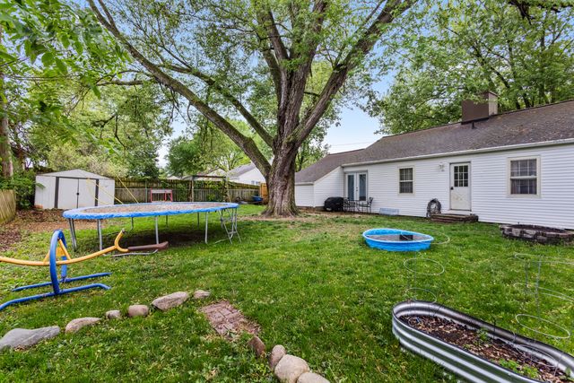 3425 Cambridge Avenue, Jackson, MI 49203