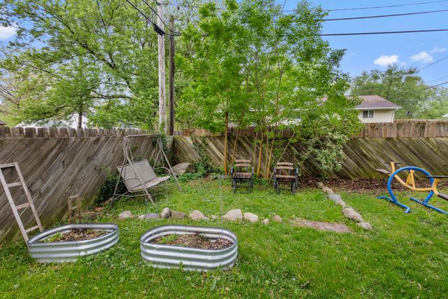 3425 Cambridge Avenue, Jackson, MI 49203