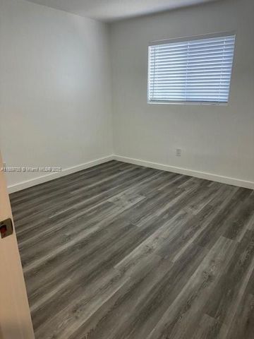 3675 SW 14th St 0, Miami, FL 33145