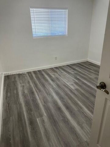 3675 SW 14th St 0, Miami, FL 33145