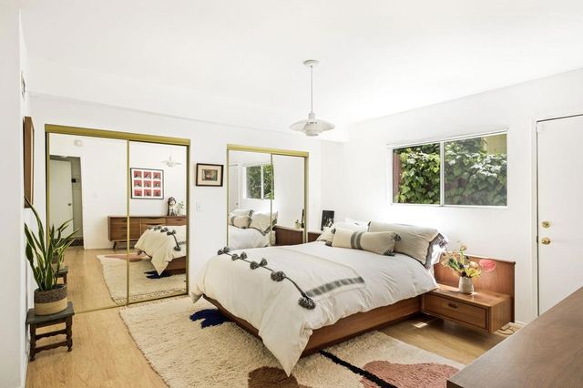 2133 Mayview Drive, Los Angeles, CA 90027