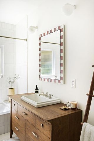 2133 Mayview Drive, Los Angeles, CA 90027