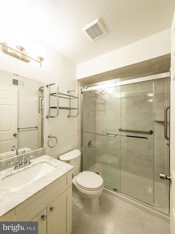 404 N LAFAYETTE RD, Metuchen, NJ 08840