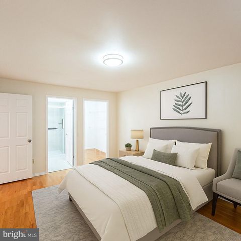 404 N LAFAYETTE RD, Metuchen, NJ 08840