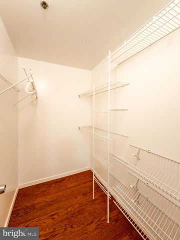 404 N LAFAYETTE RD, Metuchen, NJ 08840