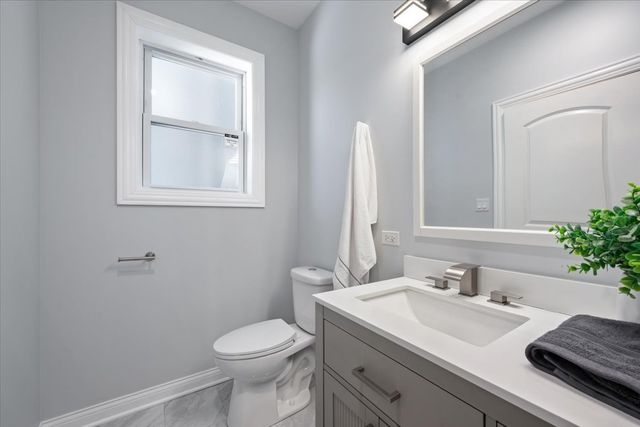 4161 S Wells Street, Chicago, IL 60609