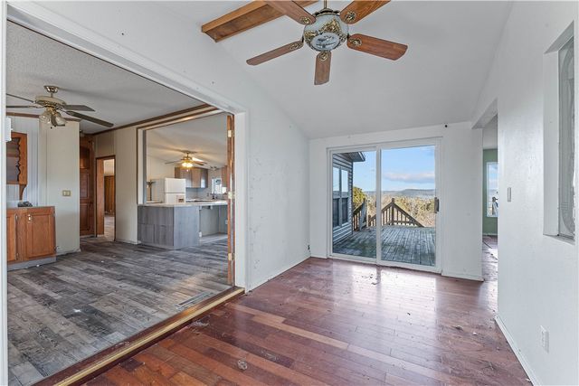 3356 County Road 425, Berryville, AR 72616