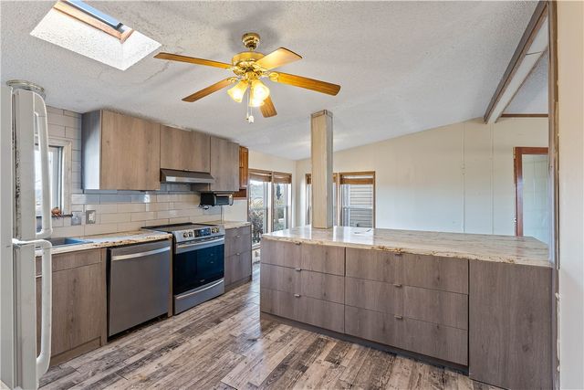 3356 County Road 425, Berryville, AR 72616