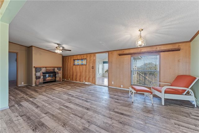 3356 County Road 425, Berryville, AR 72616