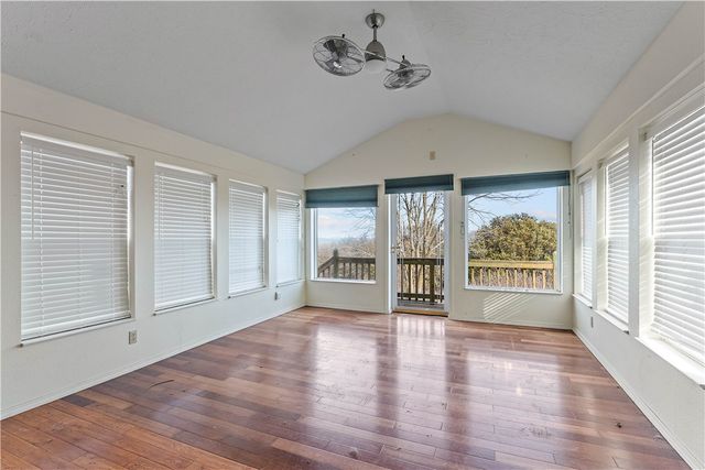 3356 County Road 425, Berryville, AR 72616