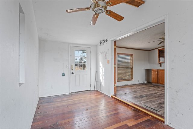 3356 County Road 425, Berryville, AR 72616