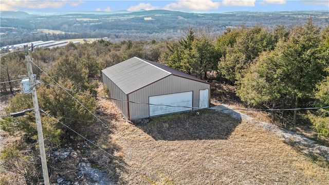 3356 County Road 425, Berryville, AR 72616