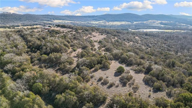 3356 County Road 425, Berryville, AR 72616