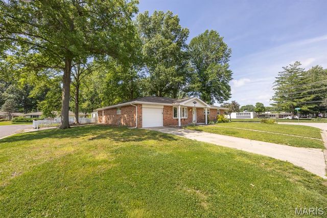 504 Chevelle Drive, Mascoutah, IL 62258