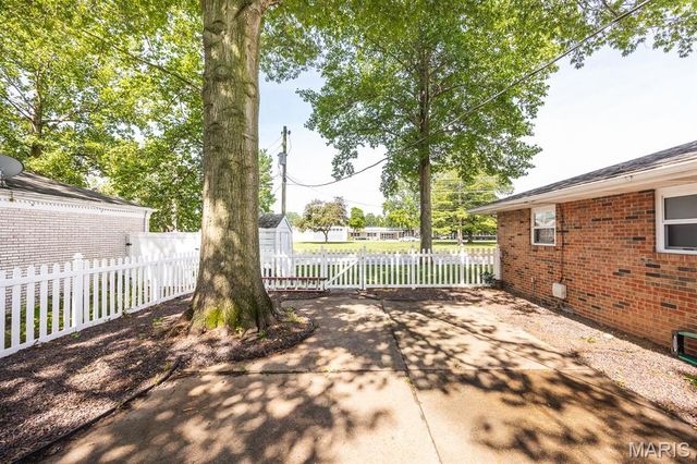 504 Chevelle Drive, Mascoutah, IL 62258