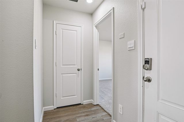 844 Jett Drive, Ferris, TX 75125