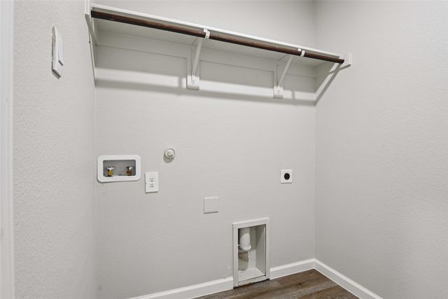 844 Jett Drive, Ferris, TX 75125