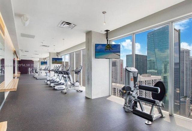 151 SE 1st St 905, Miami, FL 33131