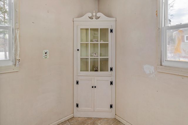 22 Mills Avenue, South Burlington, VT 05403